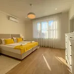 Appartamento Ultralux Magnolia Center Bestern Szeged